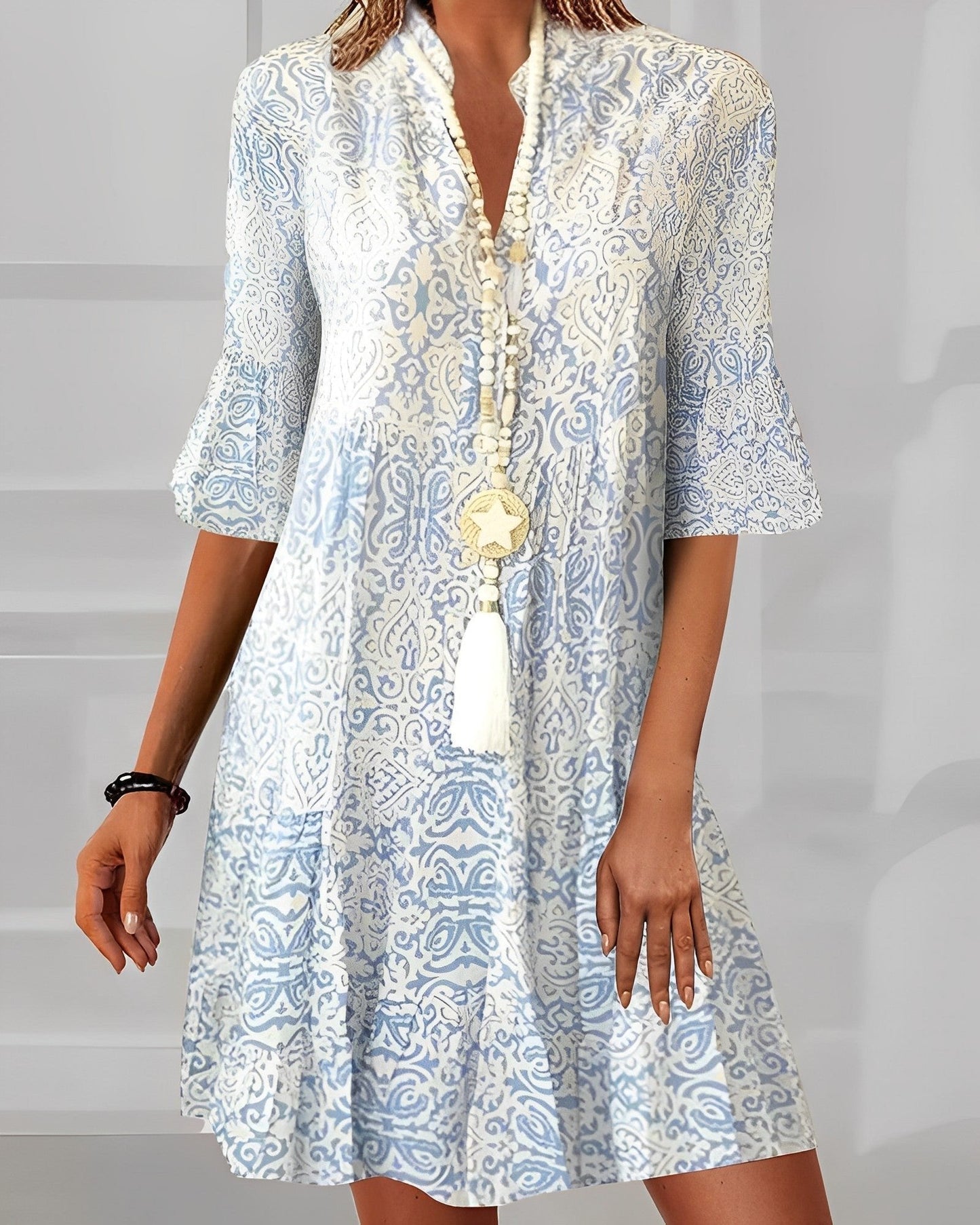 Women's Midi Dress with V-Neck, Paisley Print and Three-Quarter Flare Sleeves