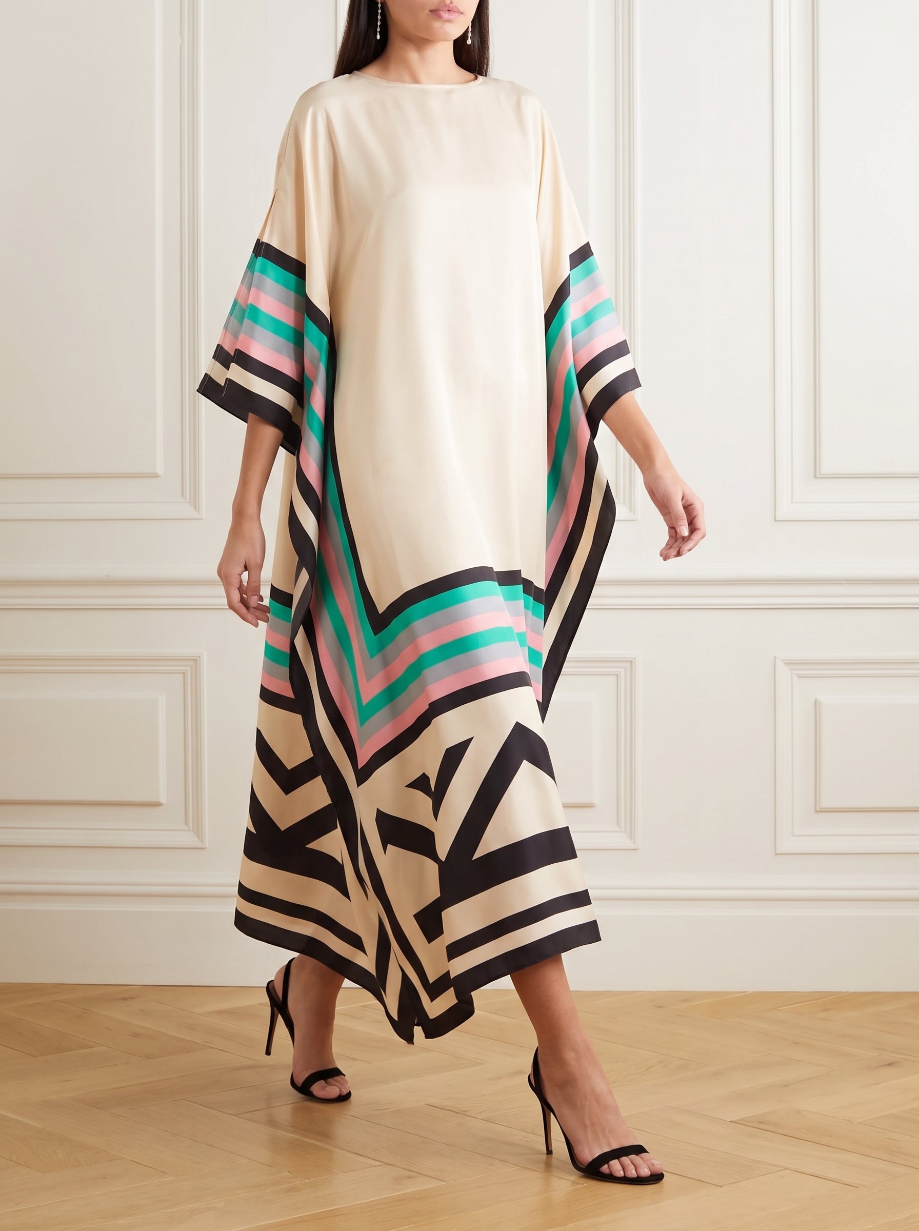 Women's Caftan Maxi Dress with Batwing Cape Sleeves and Geometric Print