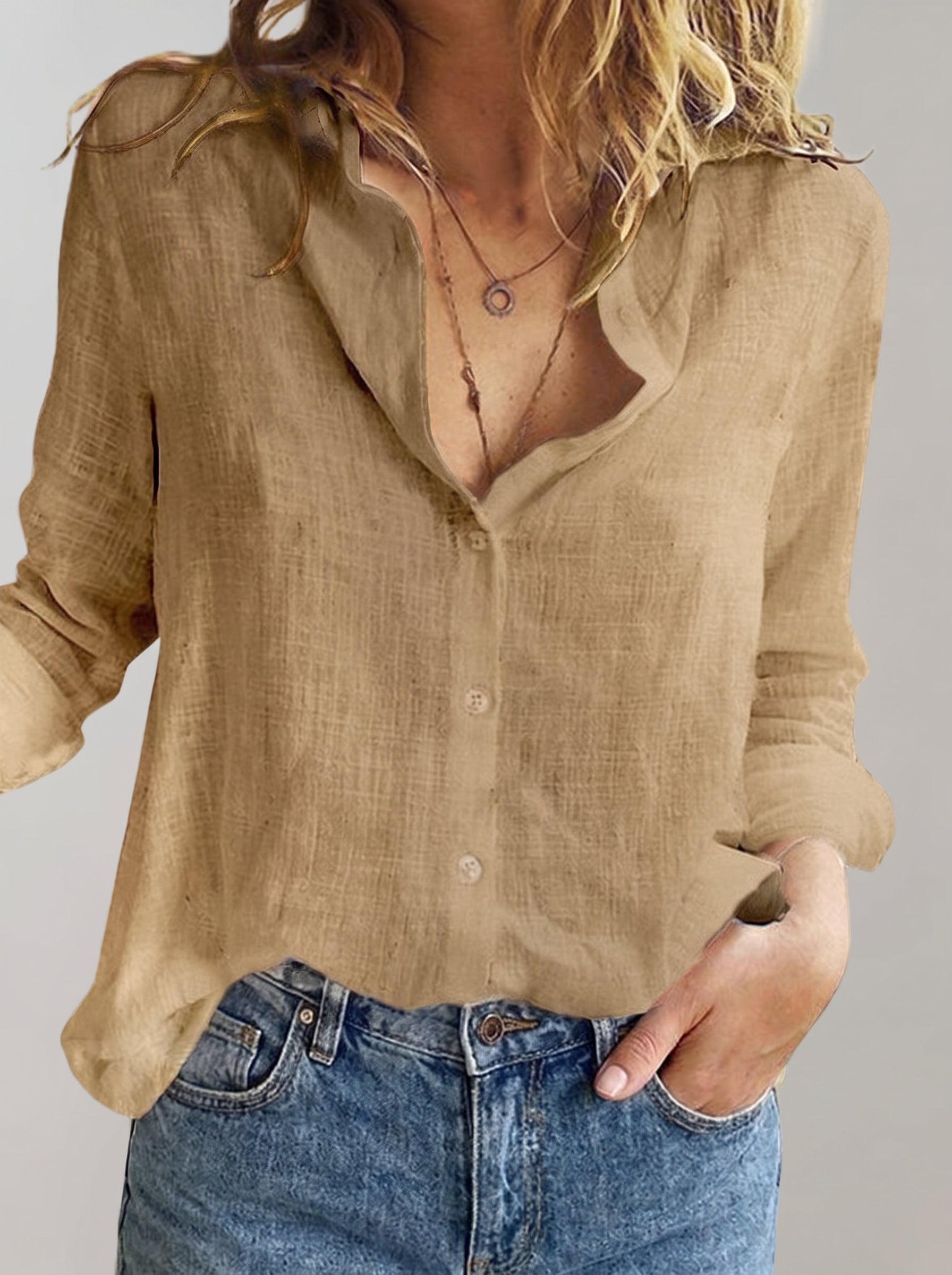 Women's Long Sleeve Blouse with Collar and Button Closure