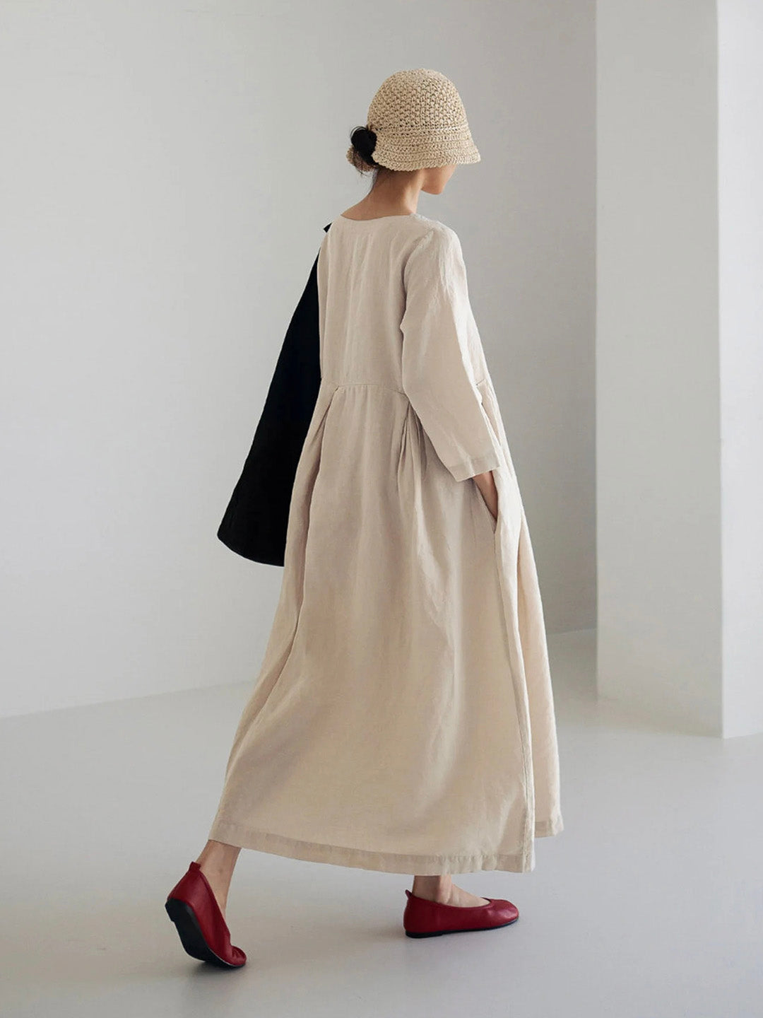Women's Maxi Dress Three-Quarter Sleeve Round Neck Oversized A-Line with Pockets