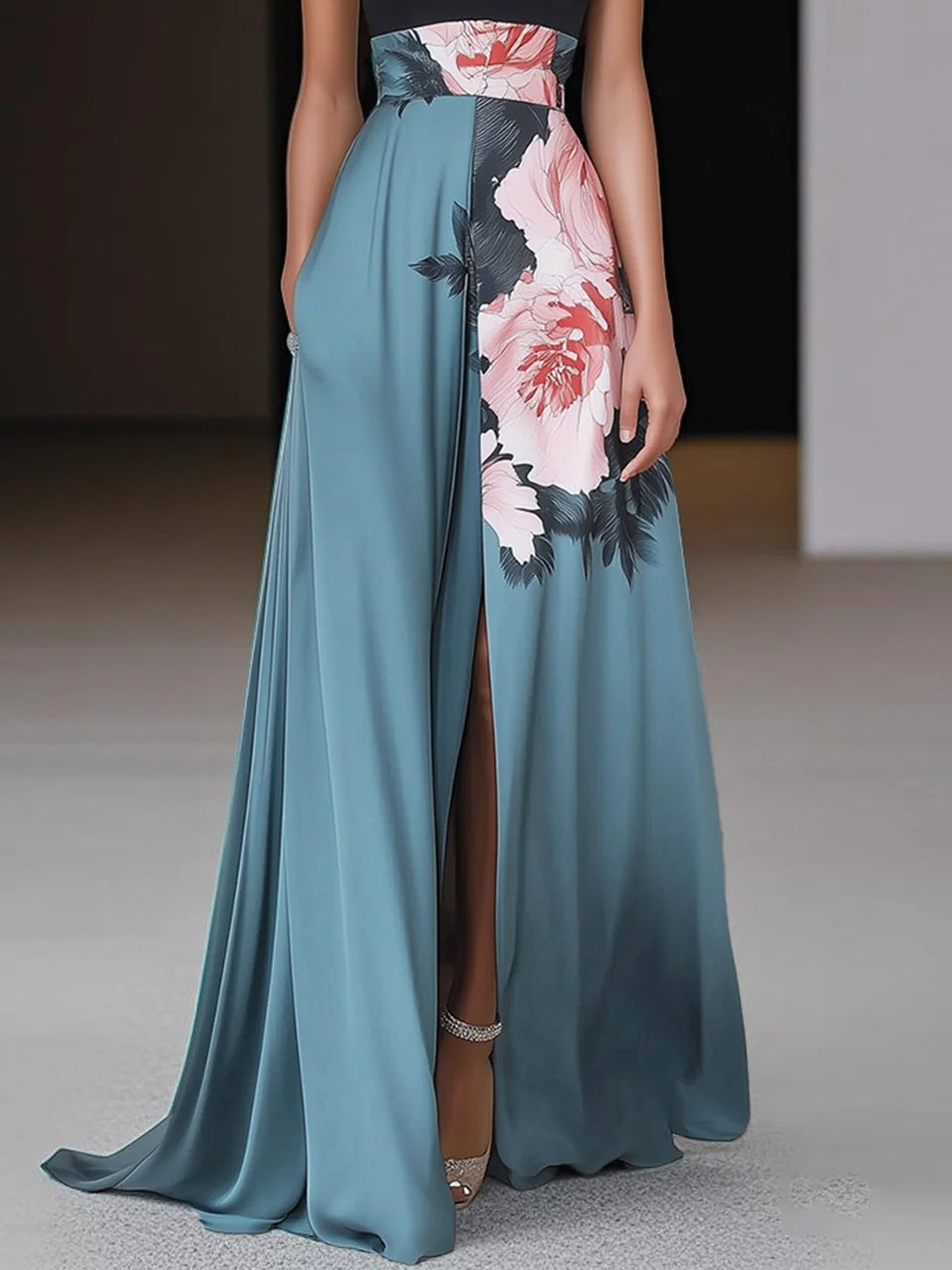 Women's Maxi Dress with Halter Neck, Floral Print and A-Line Slit Skirt