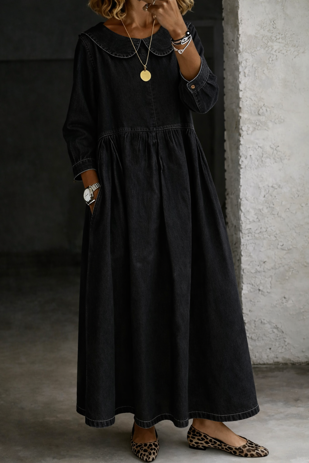 Women's Maxi Dress with Peter Pan Collar and Long Sleeves