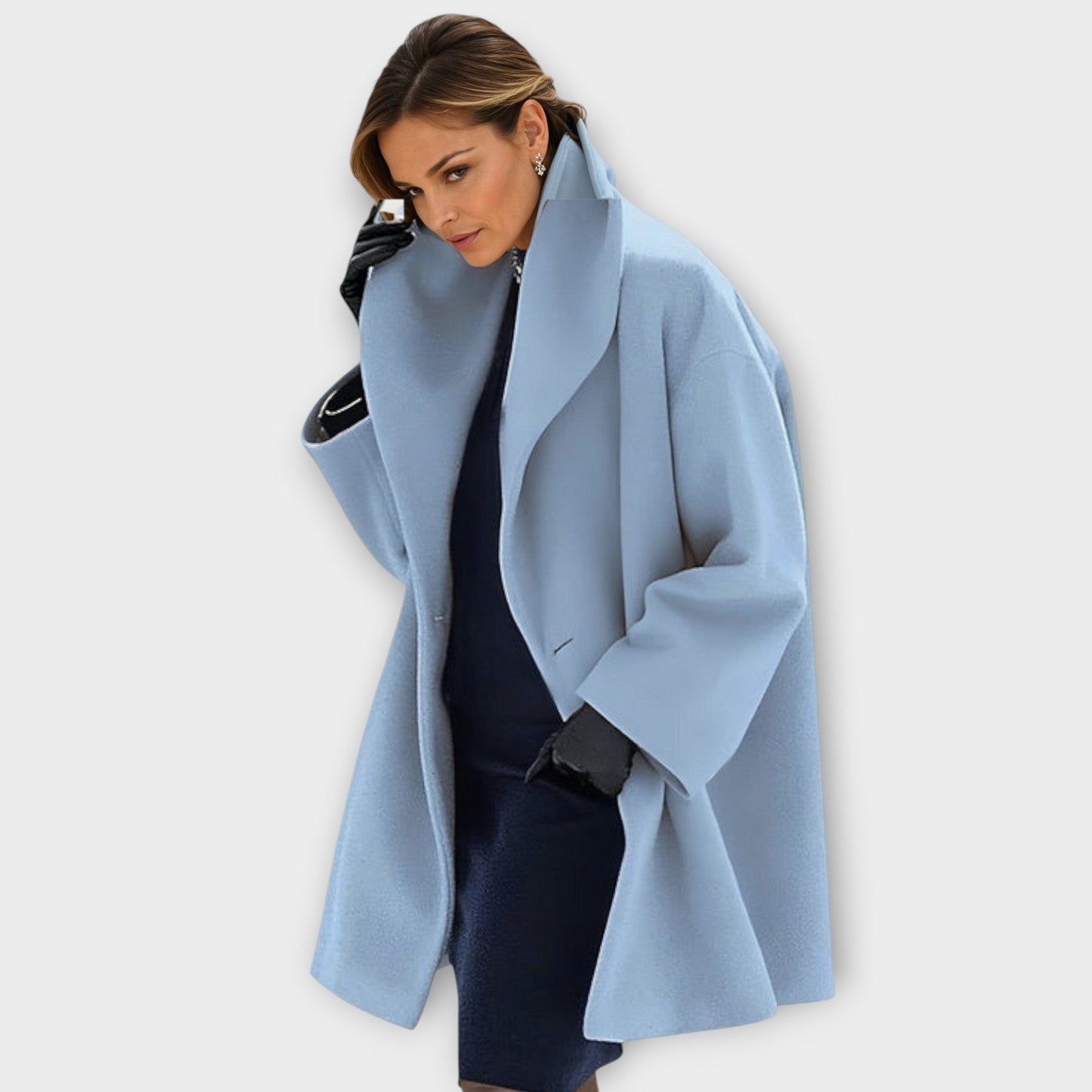 Women's Oversized Winter Coat with Large Lapel Collar and Side Pockets