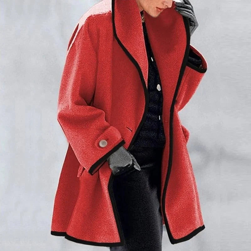 Women's Oversized Winter Coat with Large Lapel Collar and Side Pockets