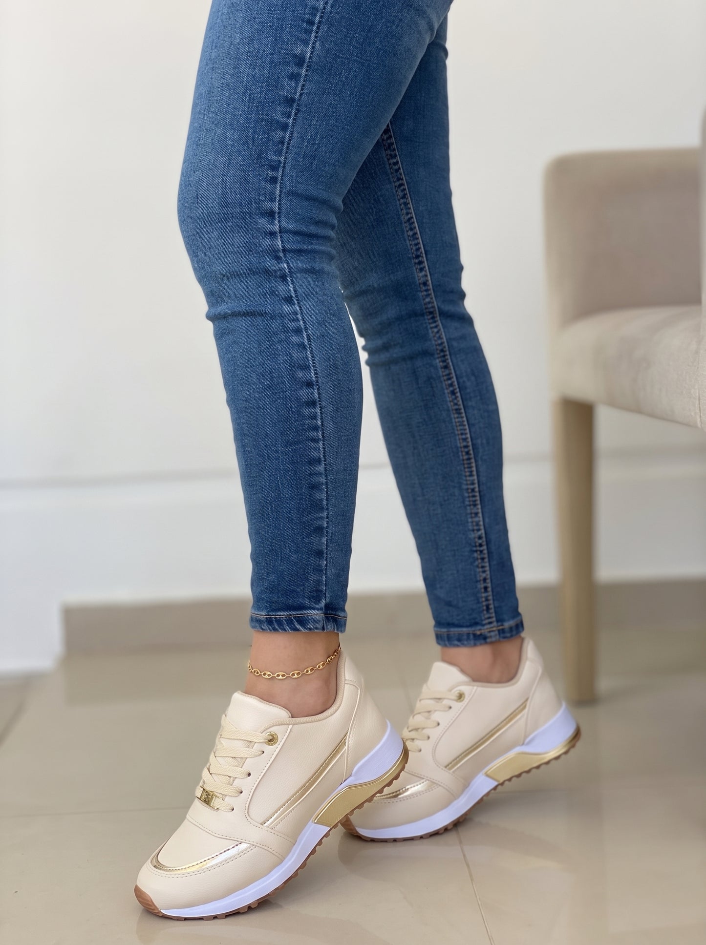 Women's Platform Sneakers with Lace-Up Closure and Metallic Accent