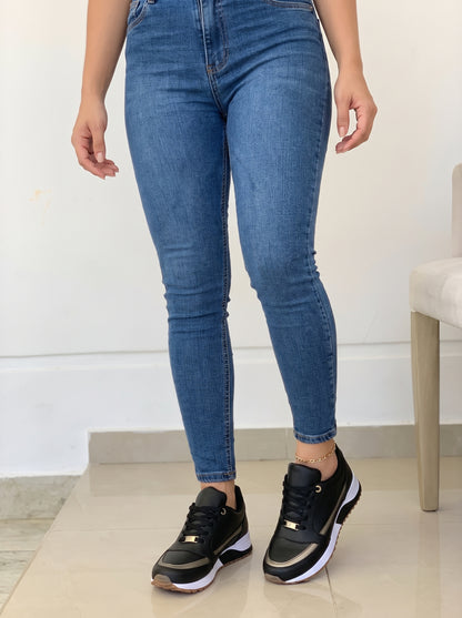Women's Platform Sneakers with Lace-Up Closure and Metallic Accent