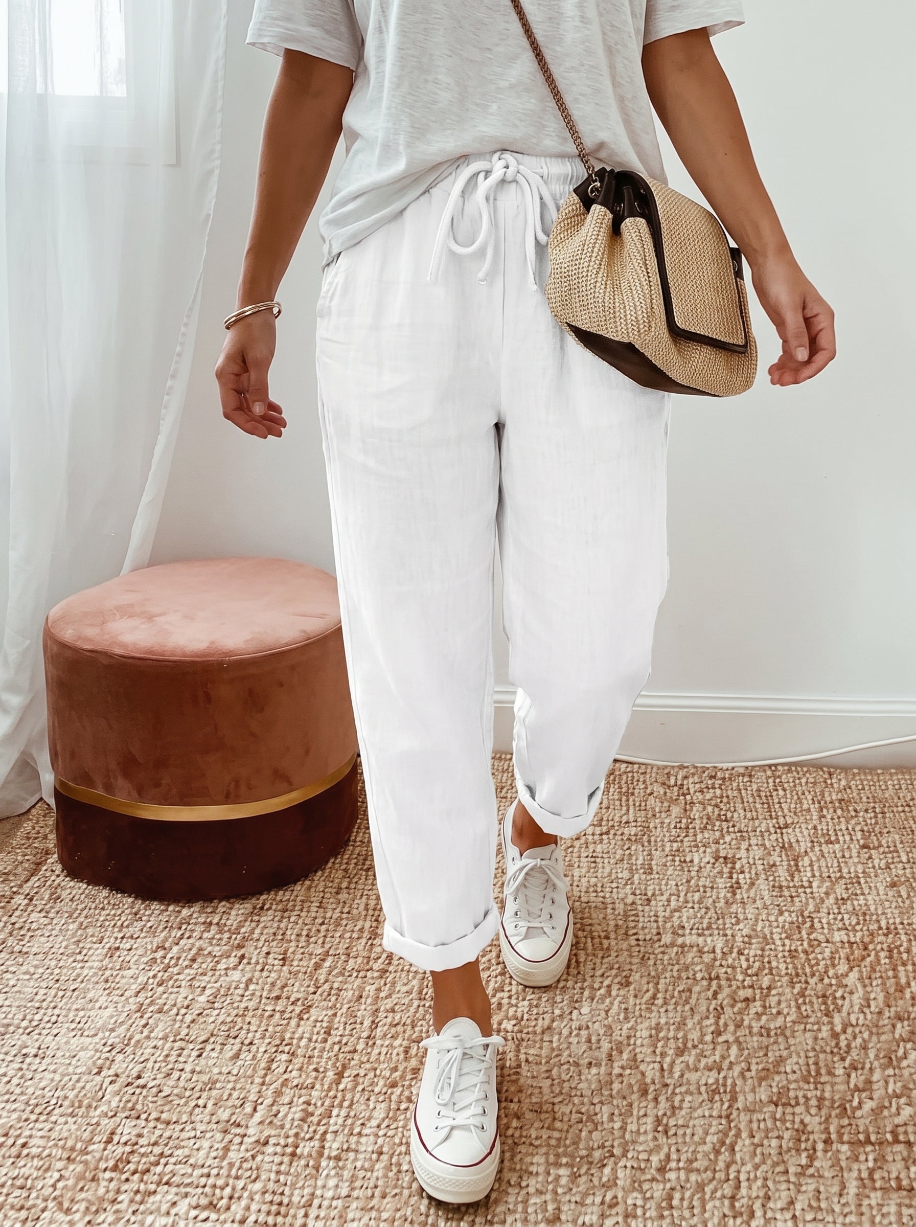 Women's Tapered Lounge Pants with Drawstring Waist and Side Pockets