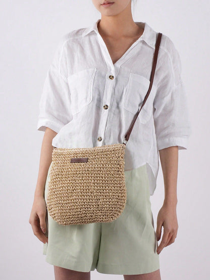 Women's Woven Straw Shoulder Bag with Adjustable Strap and Zip Closure